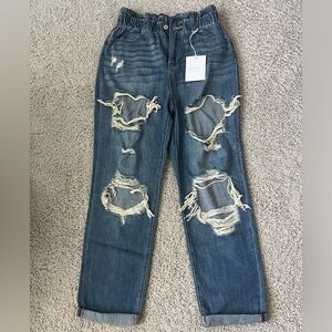 Kancan High Waisted Mom Jeans Size 27. NWT